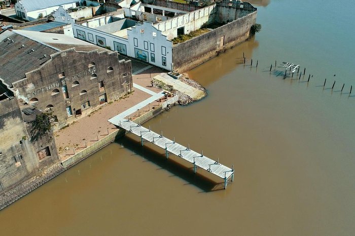 Rota hidroviária entre Porto Alegre e Barra do Ribeiro