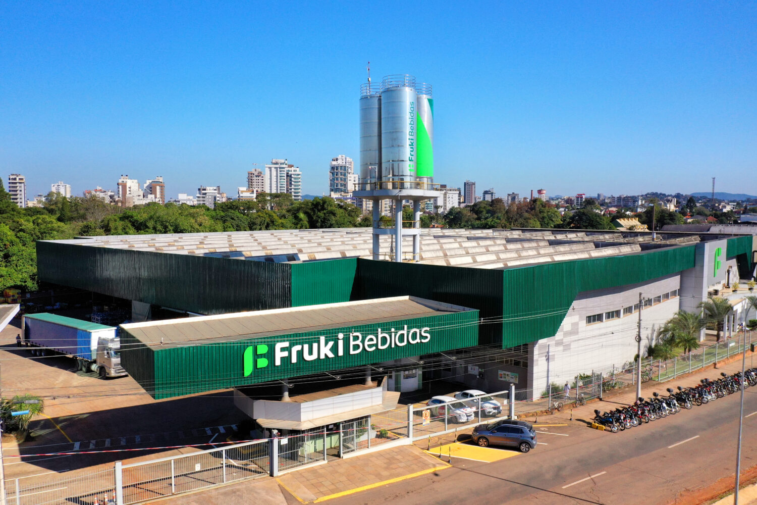 Fruki Bebidas Recebe selo GPTW