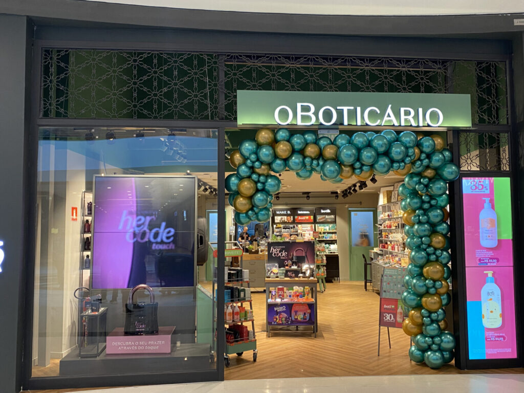 O Boticário reinaugura loja conceito no Barra Shopping Sul