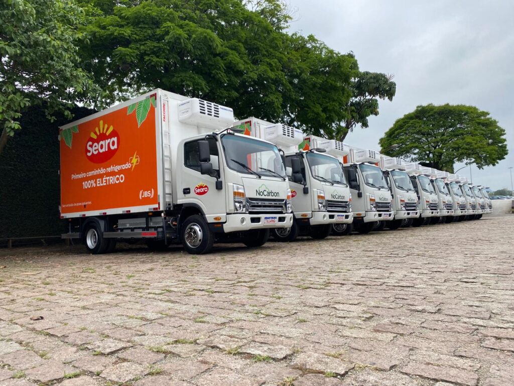JBS promove preservação ambiental no RS com frota elétrica