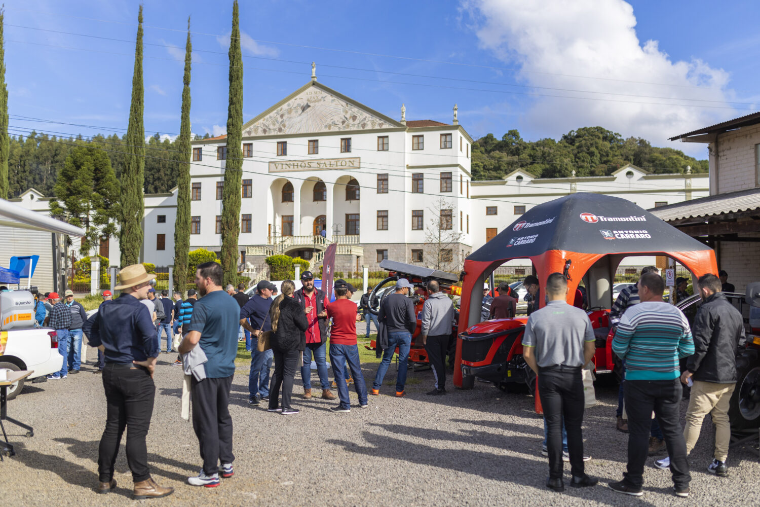 Salton promove 4ª edição do evento "Ciclos & Vinhas"
