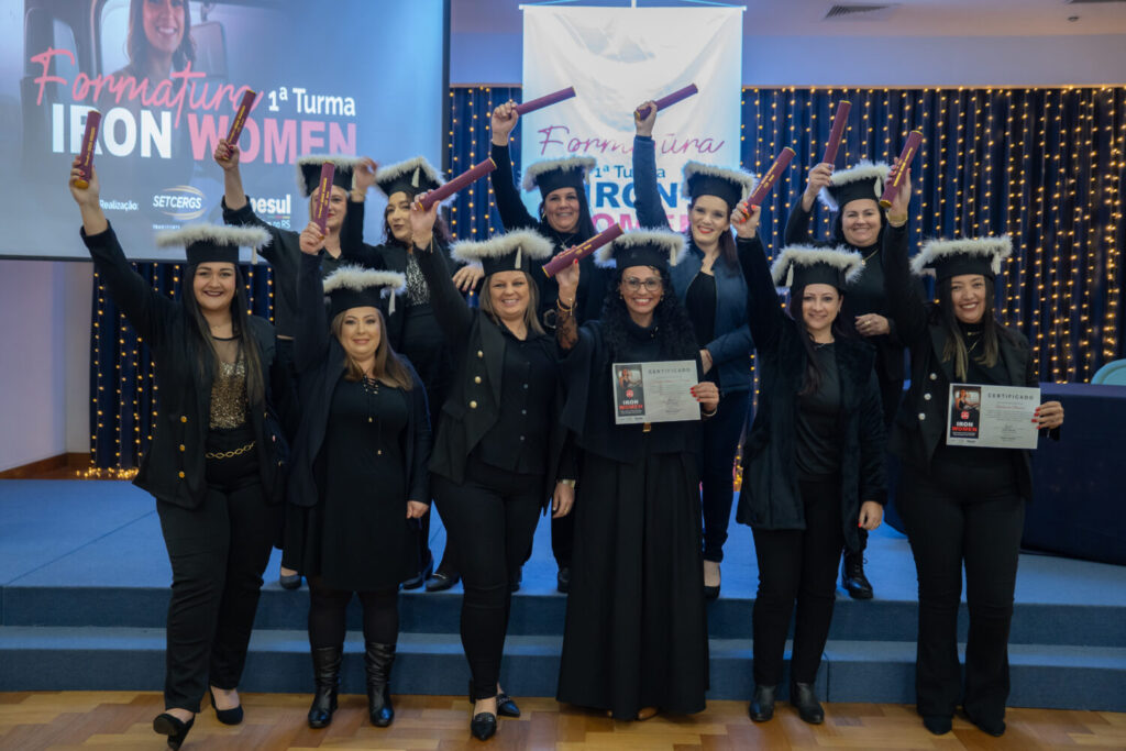 SETCERGS forma motoristas profissionais do projeto Iron Women