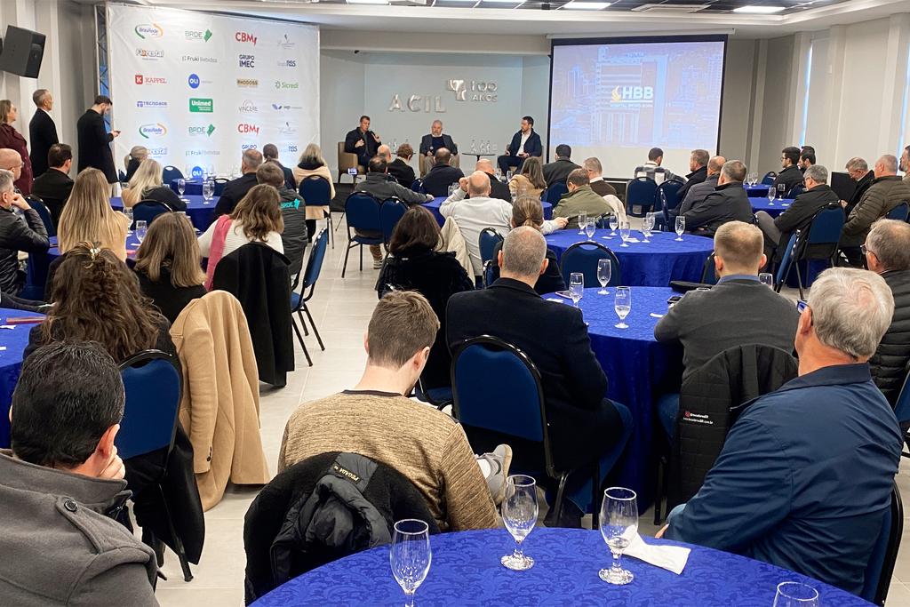 História e futuro do HBB são destaque em reunião-almoço do Acil