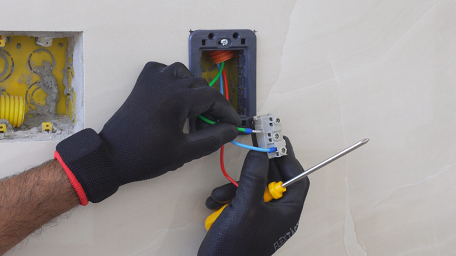 Tramontina amplia portfólio com linha de terminais de cabos elétricos