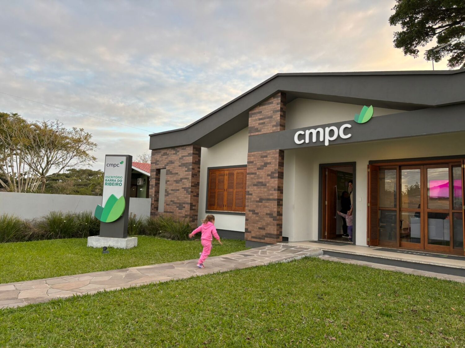 CMPC realiza evento Casa Aberta em Barra do Ribeiro