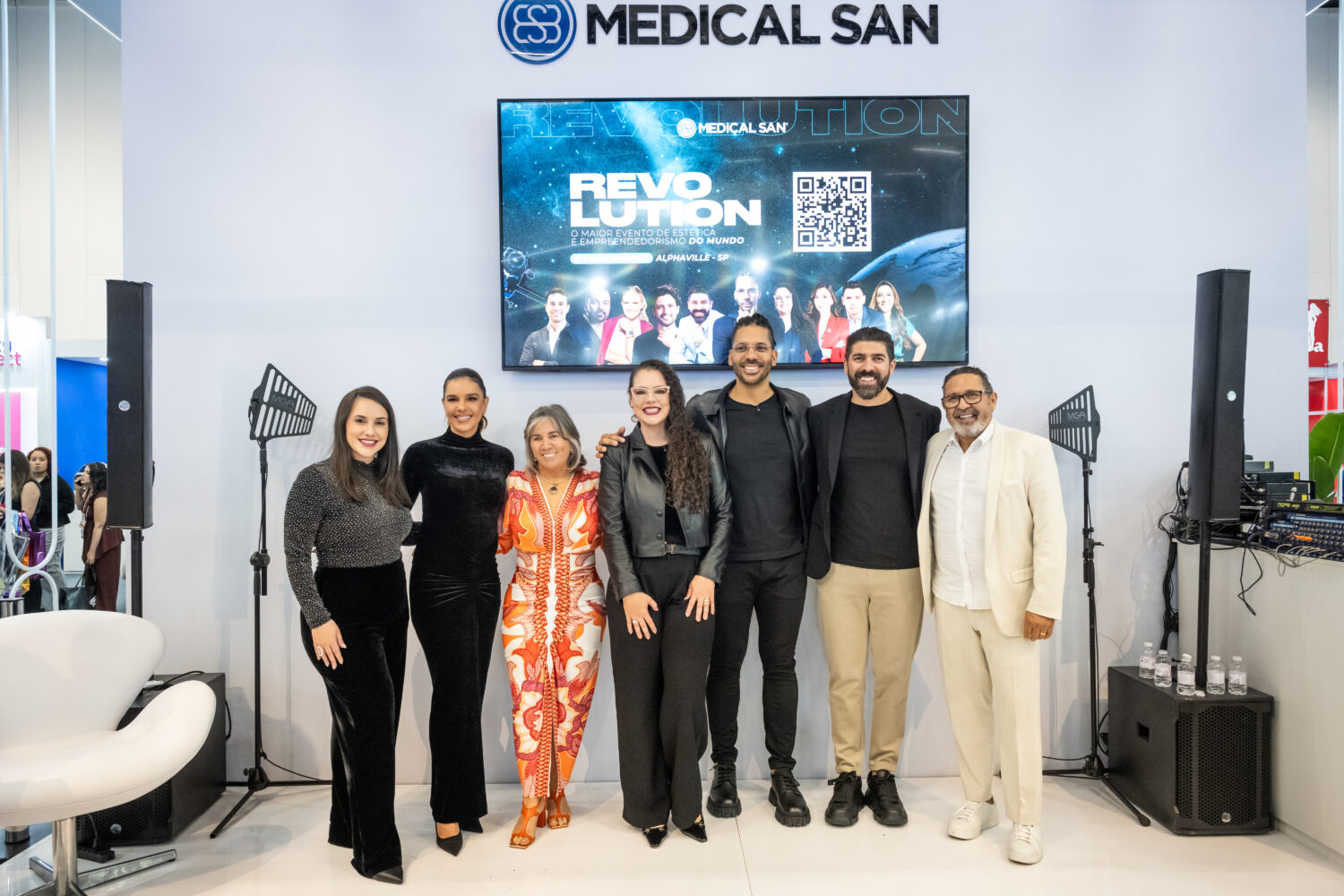 Medical San leva Mariana Rios, Joel Jota e Larissa Cieslak ao Estetika