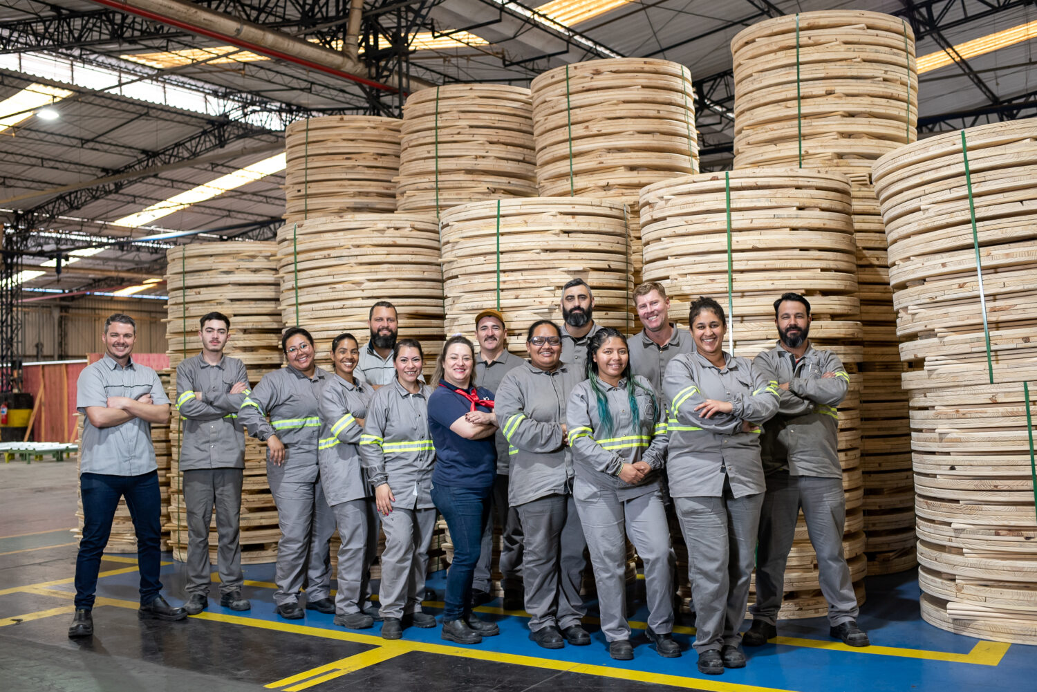 Alubar inicia produção de carretéis de madeira em Montenegro