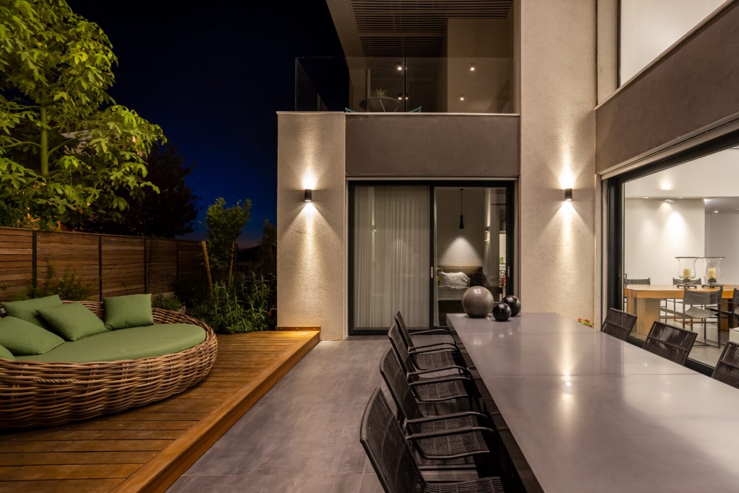 Cristallux lança campanha "Vale-Viagem" para arquitetos e lojistas