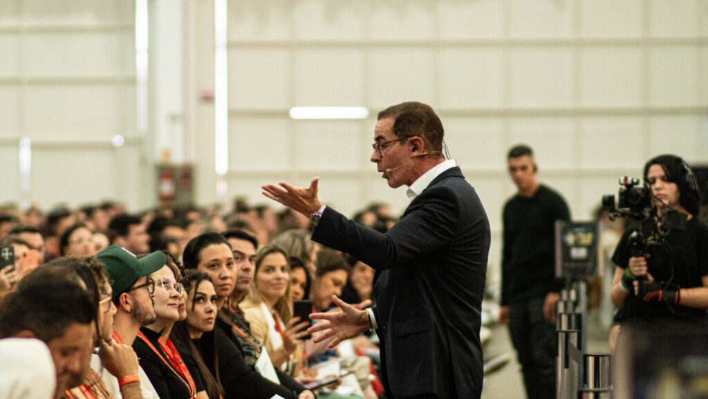 Porto Alegre sedia treinamento em Inteligência Emocional Método CIS