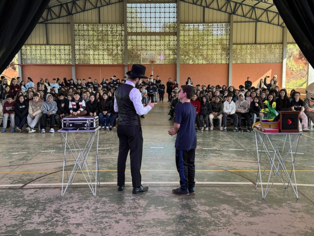 Sementes do Cooperativismo 2025 envolve 750 estudantes