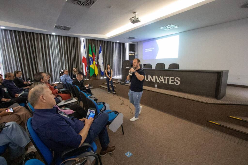 Tecnovates reúne lideranças regionais para discutir inovação