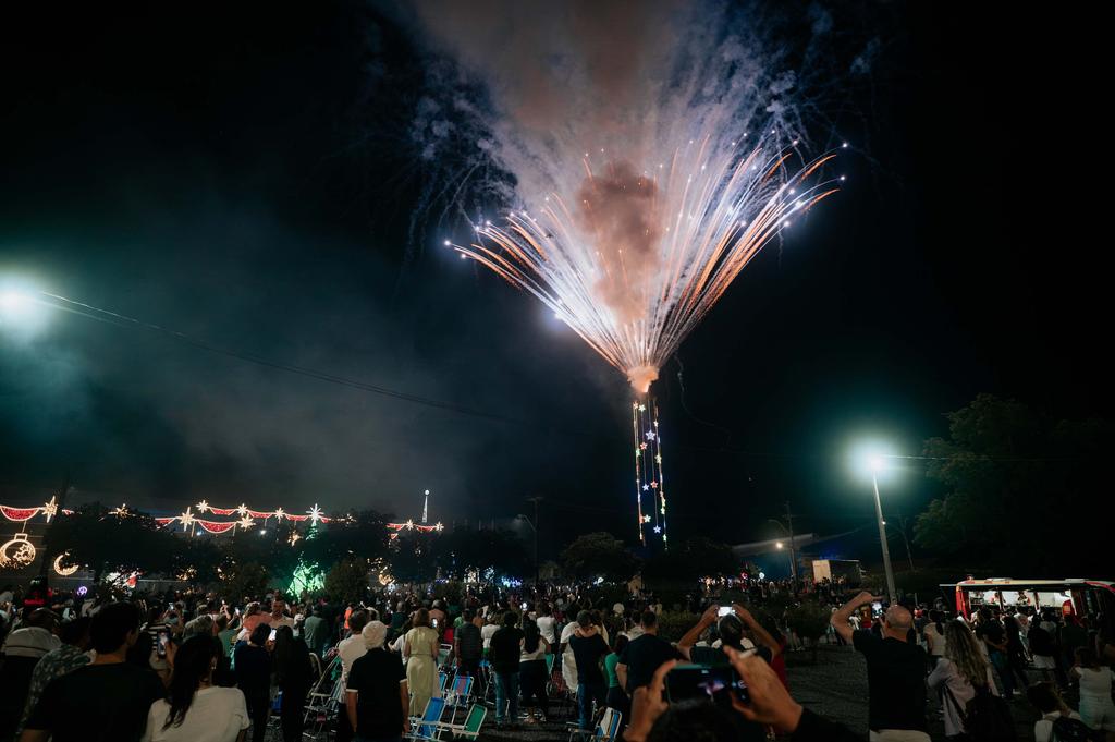 Girando Sol abre Natal Iluminado com 260 mil luzes