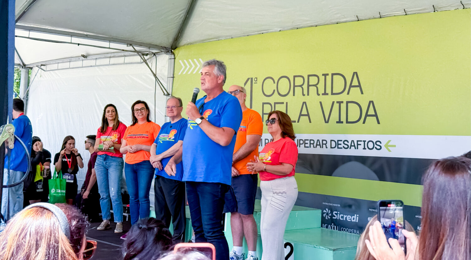 Dália participa da 31ª Corrida Pela Vida