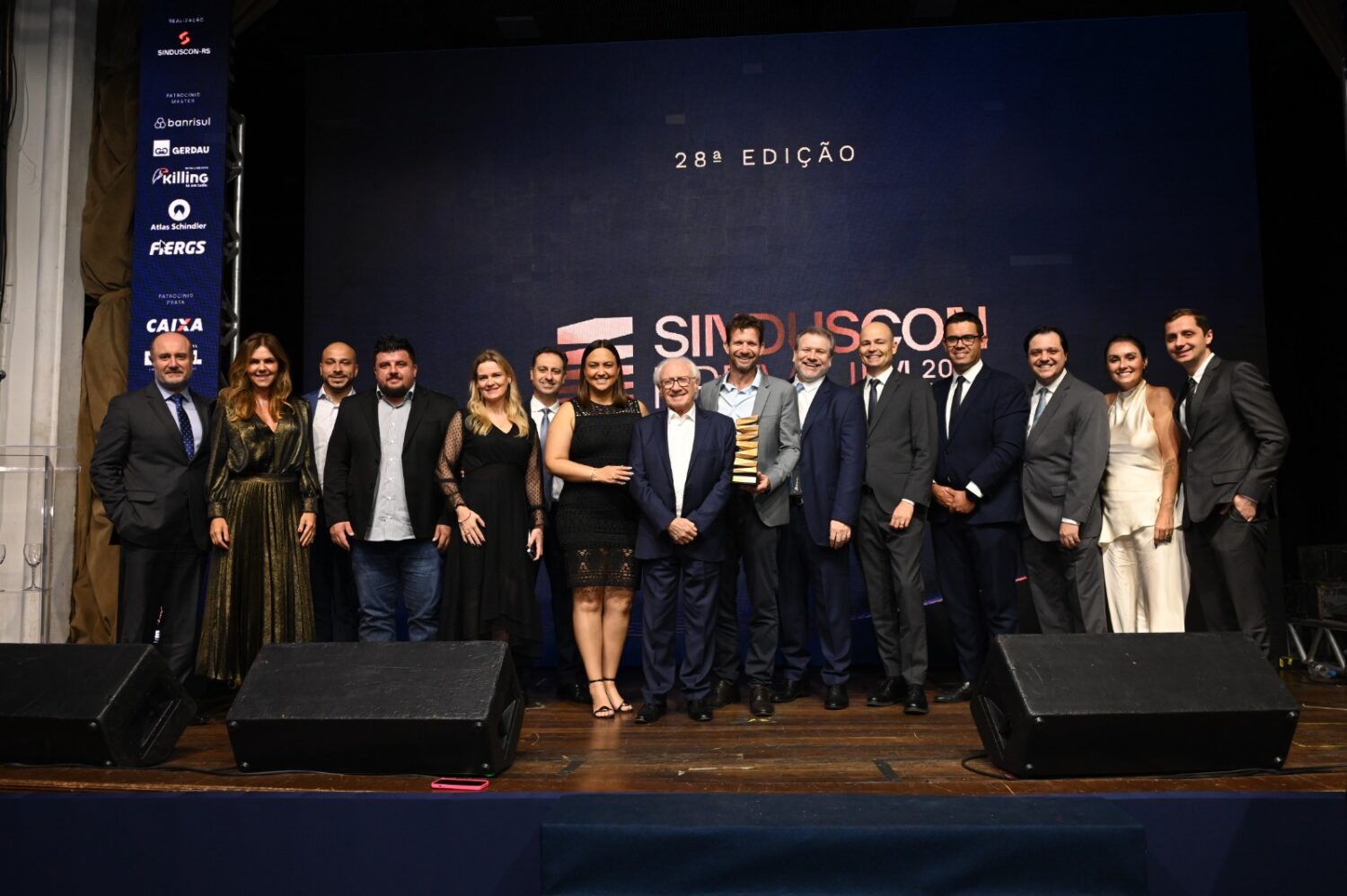 Melnick recebe reconhecimentos e conquista duas premiações