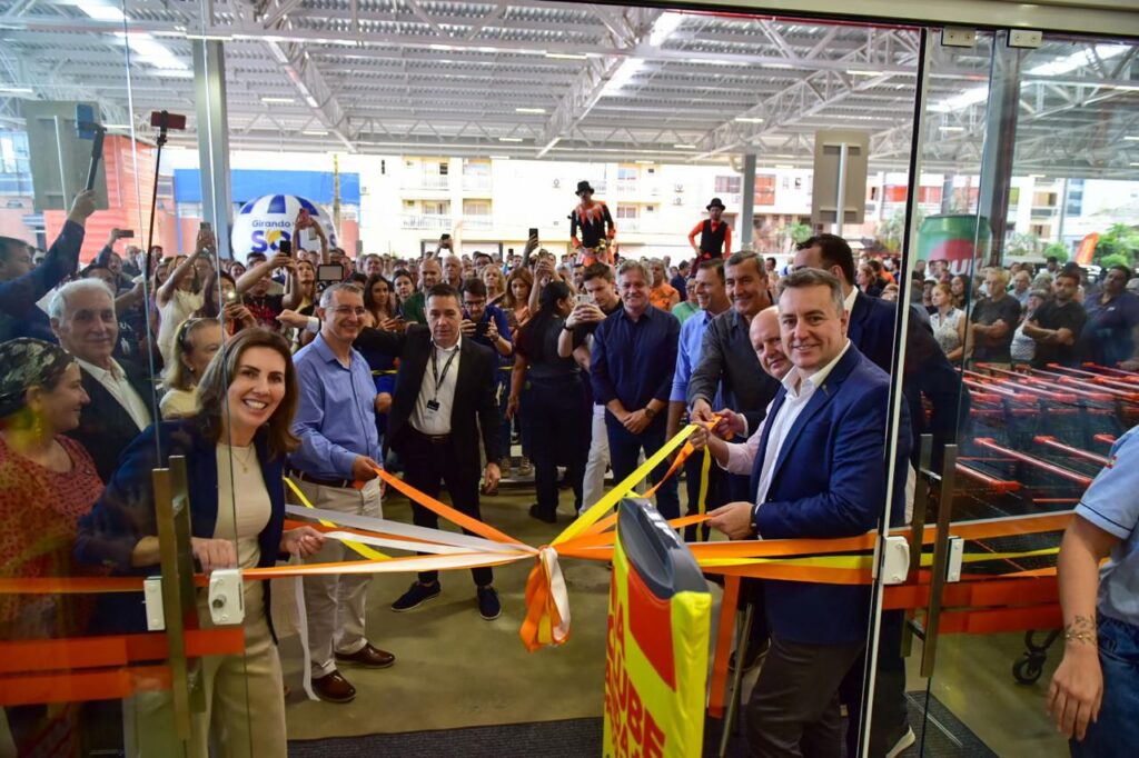 Grupo Passarela inaugura Via Atacadista em Lajeado