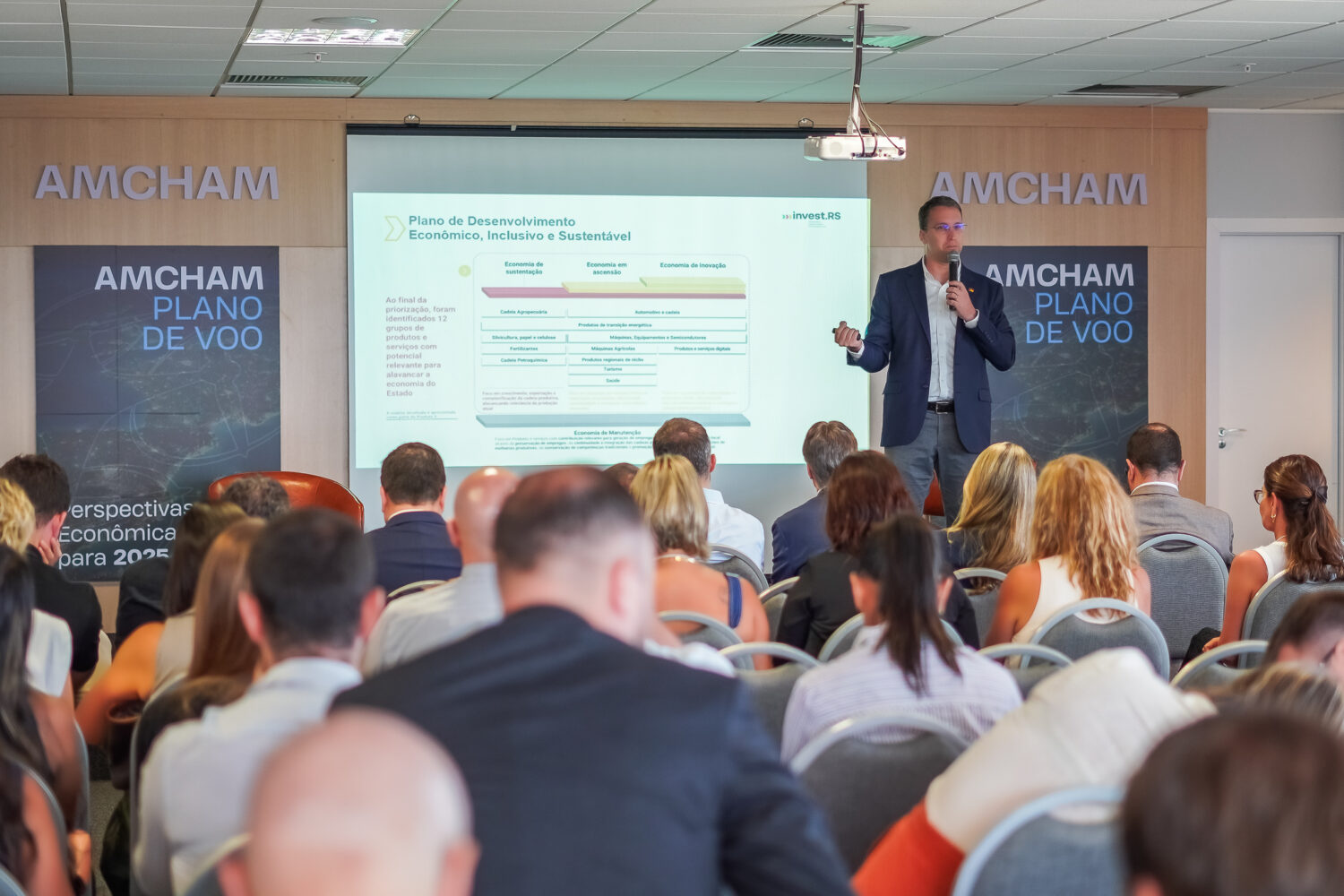 Evento gratuito debate rumos da economia gaúcha