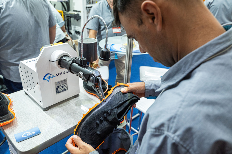 Assintecal traz importadores de máquinas e componentes a Novo Hamburgo