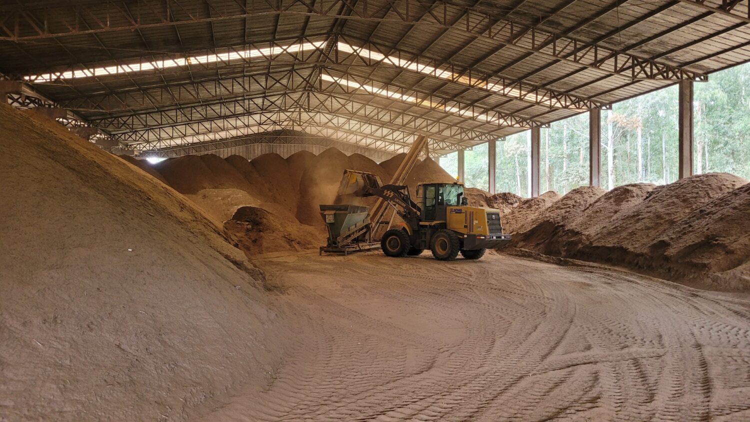 Pó do tabaco se transforma em fertilizante orgânico