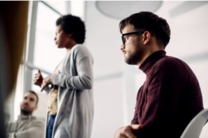 74% dos funcionários não se sentem reconhecidos