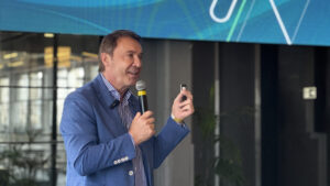 Neco Argenta palestra na Abertura da Colheita do Arroz