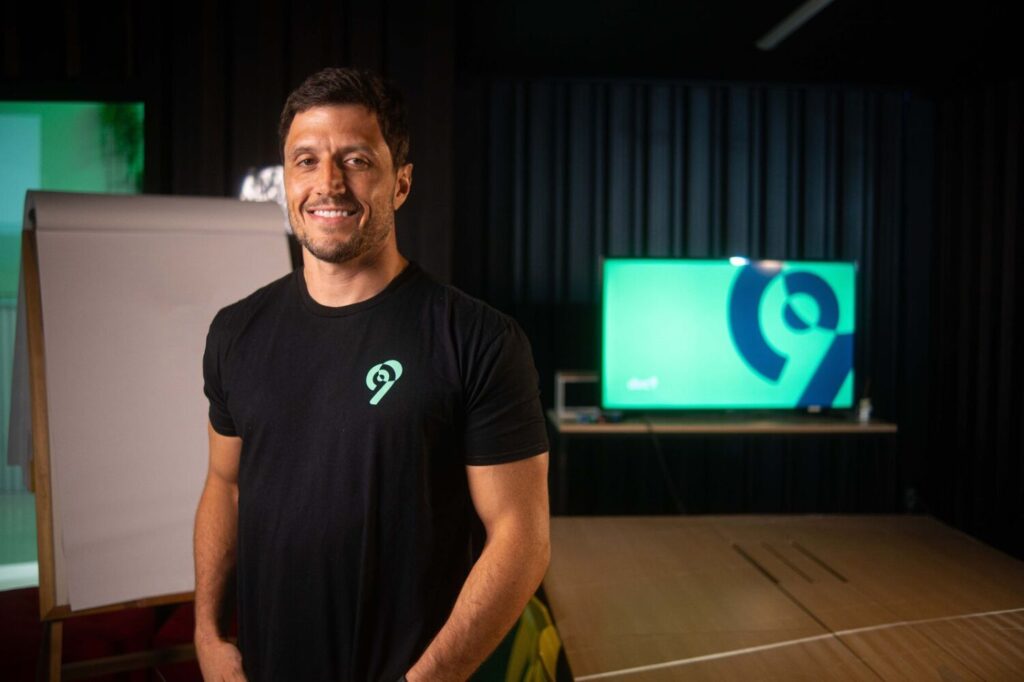 doc9 completa 16 anos com crescimento de 98%