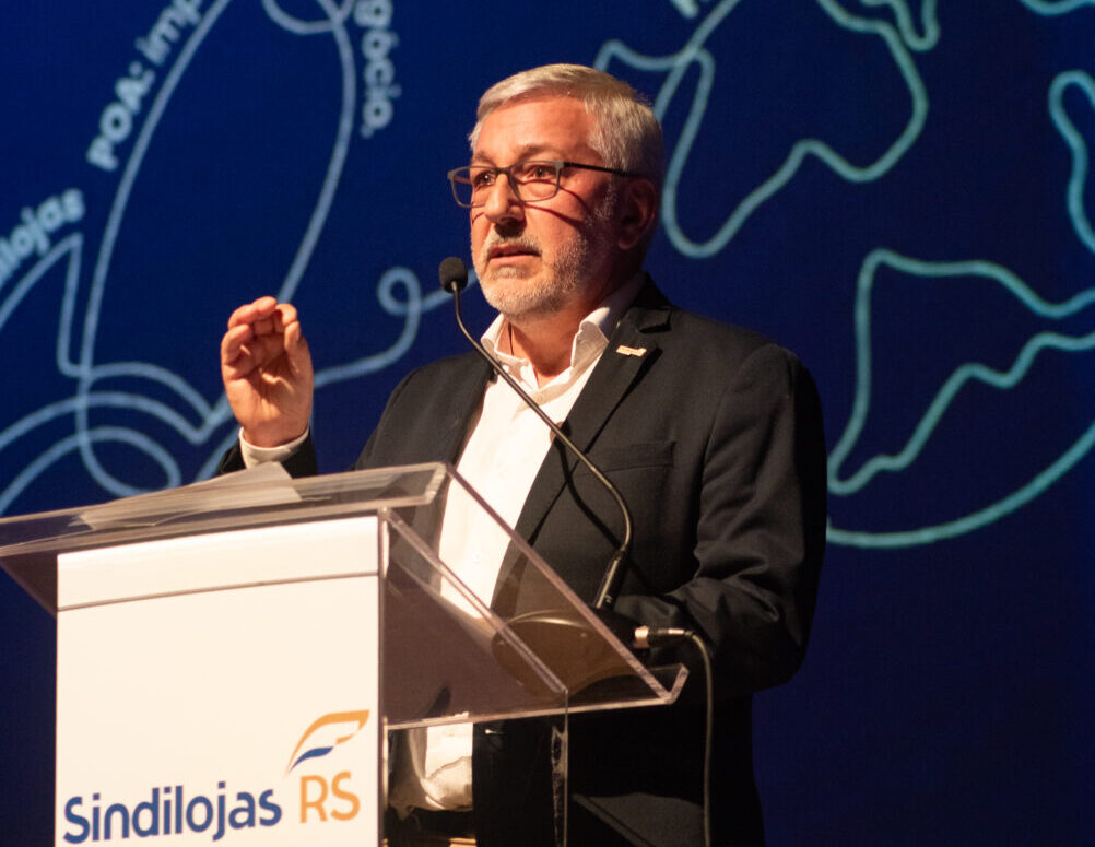 Arcione Piva foi reeleito presidente do Sindilojas Porto Alegre