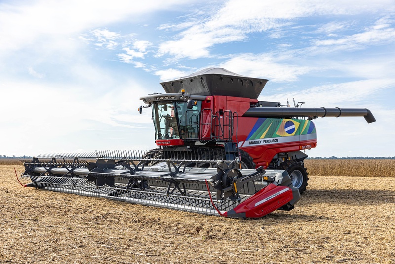 Massey Ferguson lança série de colheitadeiras axiais