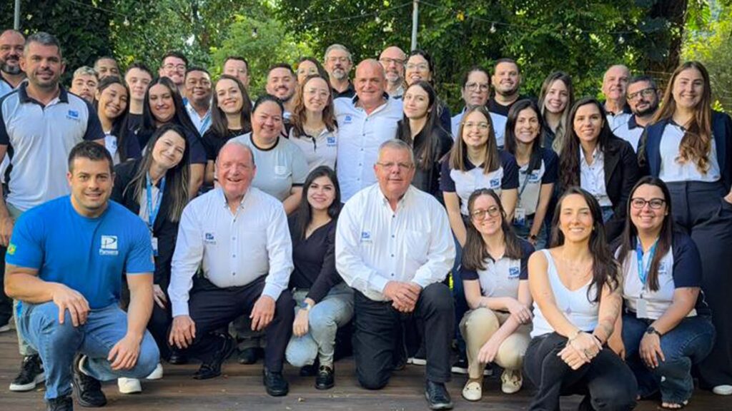 Pansera completa 47 anos com expansão nacional