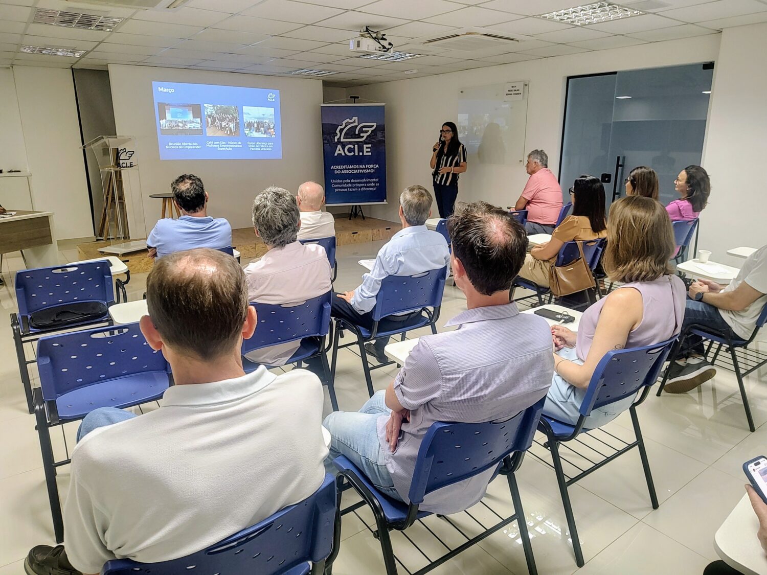 ACI-E projeta 2026 e reforça planejamento estratégico em assembleia