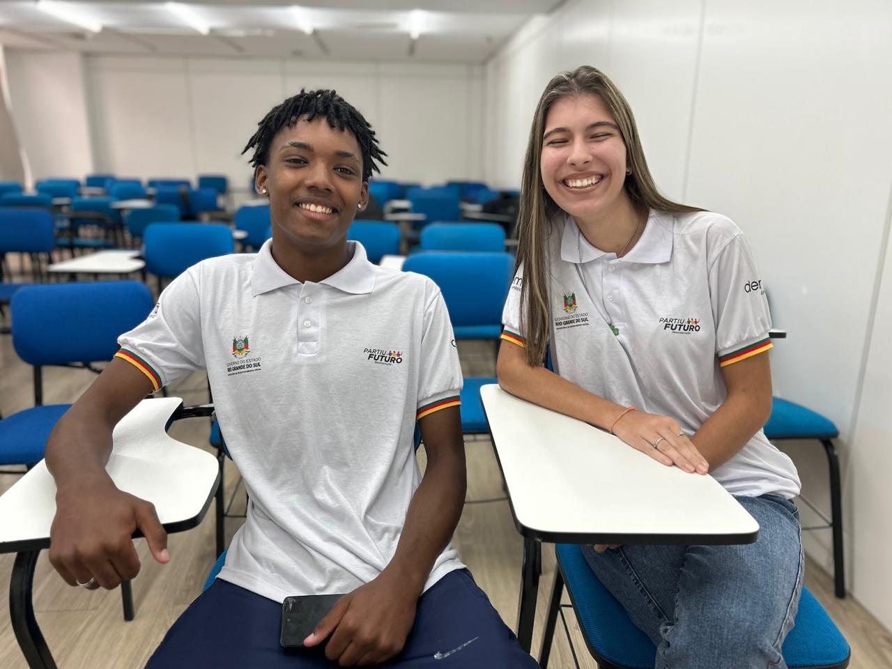 Jovens do Partiu Futuro Reconstrução iniciam atividades práticas