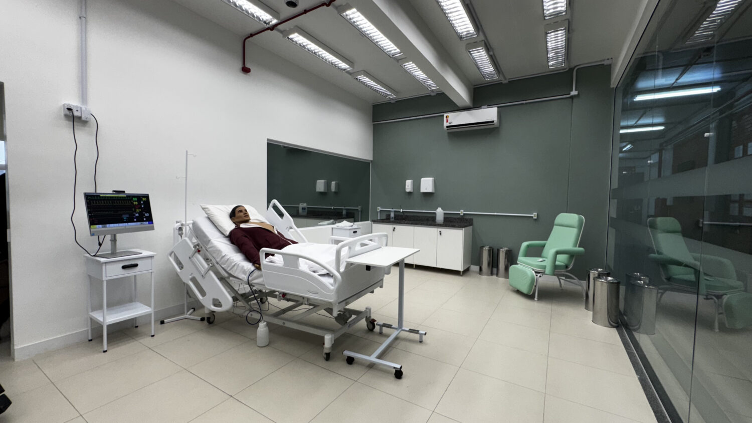 Senac Saúde inaugura laboratório com simulador ultra realístico