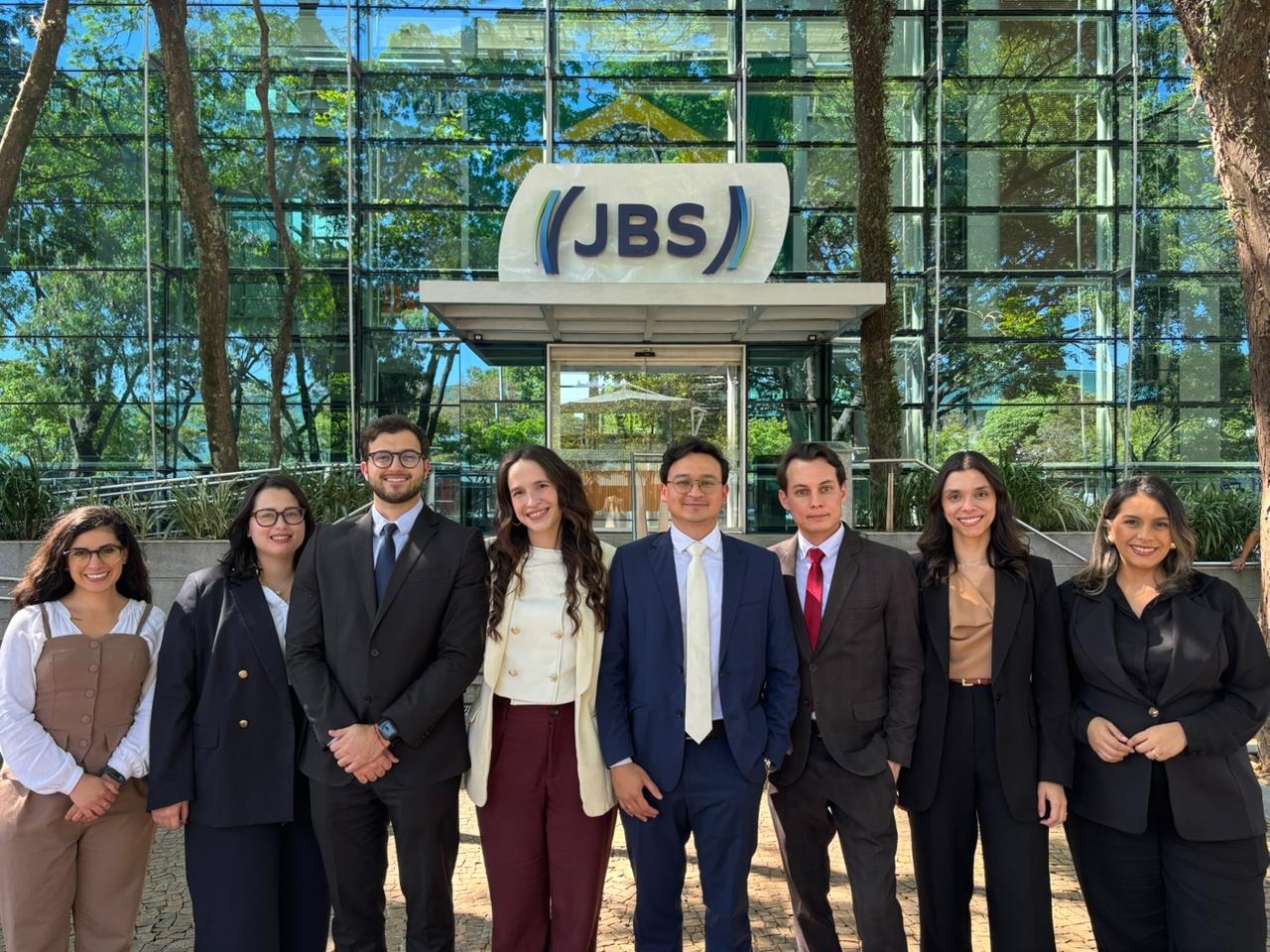 JBS abre processo seletivo para contratação de advogados no RS