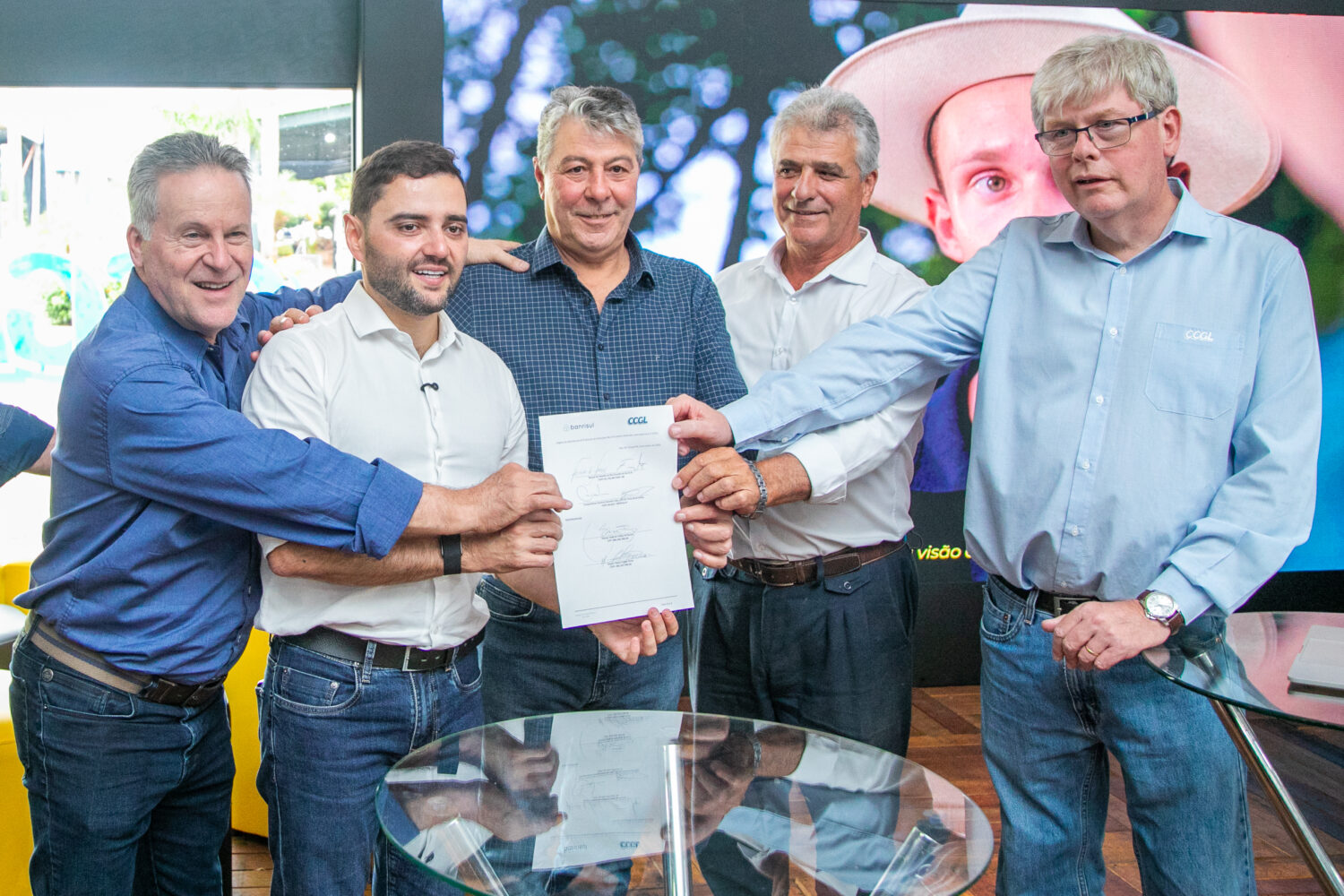 Banrisul e CCGL assinam protocolo de intenções na Expodireto