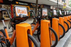 Bicicletas elétricas avançam em Porto Alegre