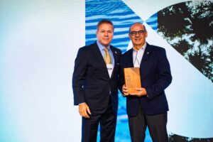 CMPC recebe o prêmio Triple A como referência em desempenho