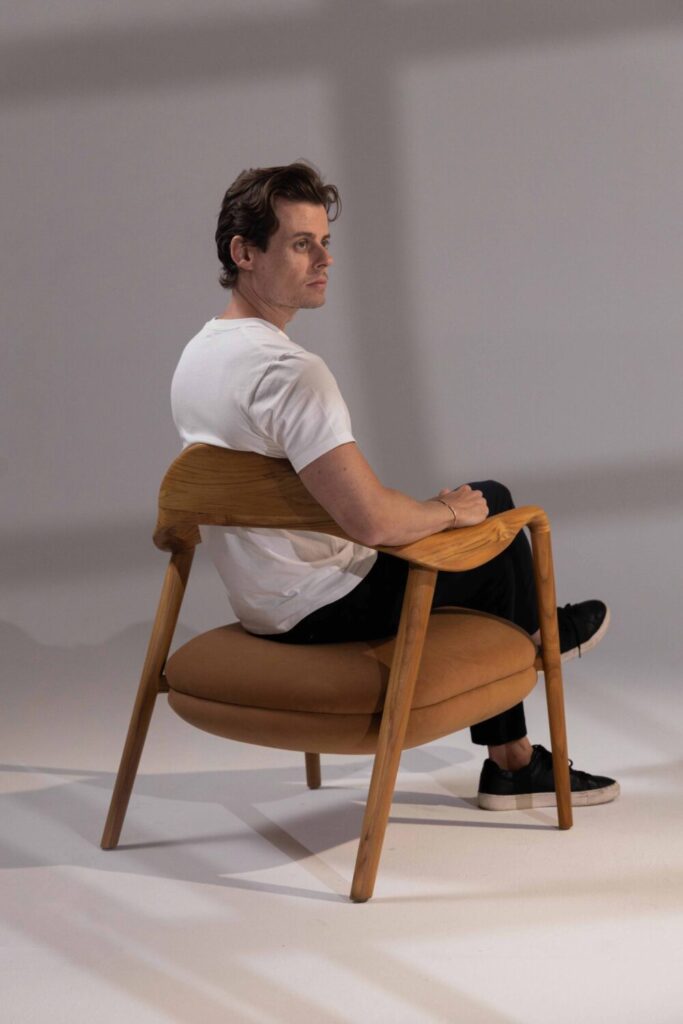 Uultis leva design autoral brasileiro a Milão