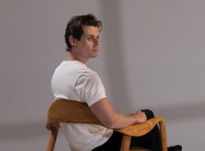 Uultis leva design autoral brasileiro a Milão