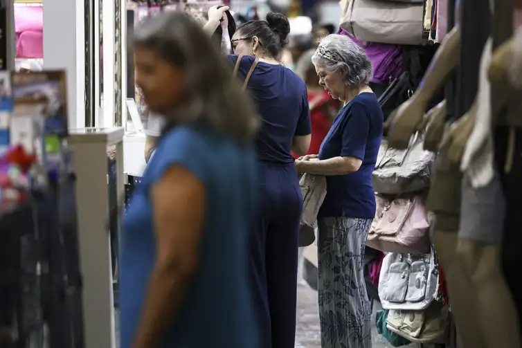 Economia prateada mostra força dos 60+