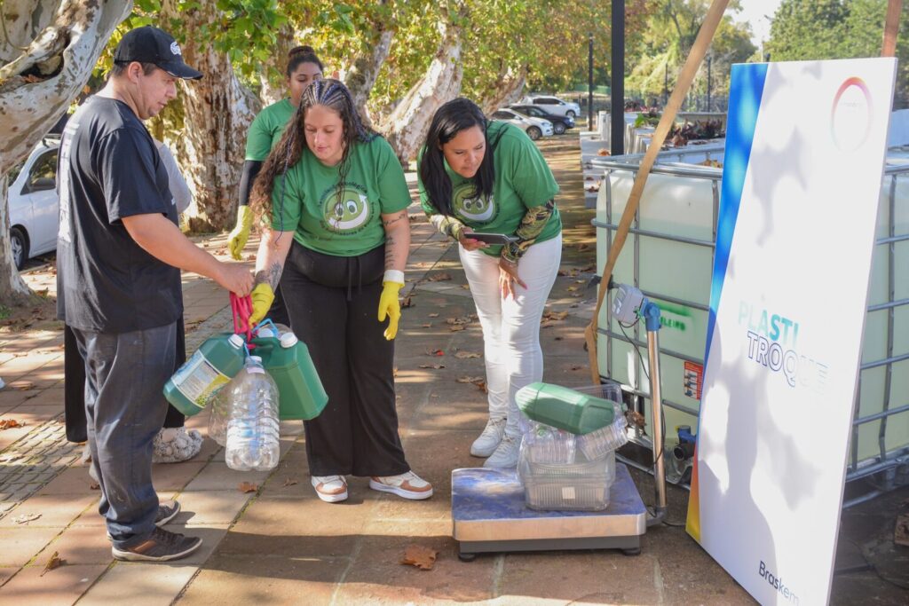 Mobilização inédita arrecada 10 toneladas de resíduos plásticos
