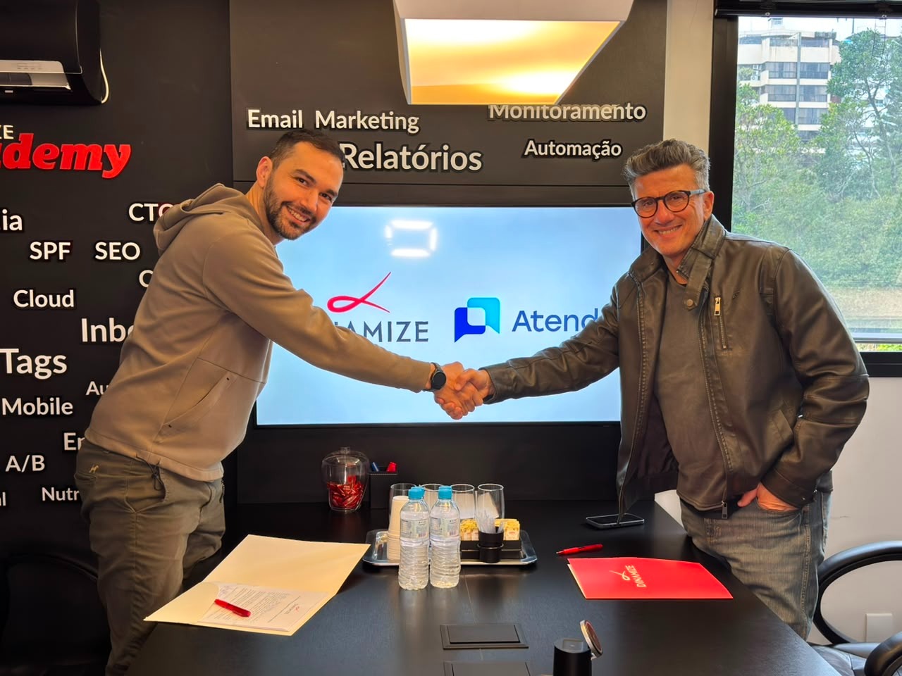 Dinamize adquire plataforma de atendimento Atendo