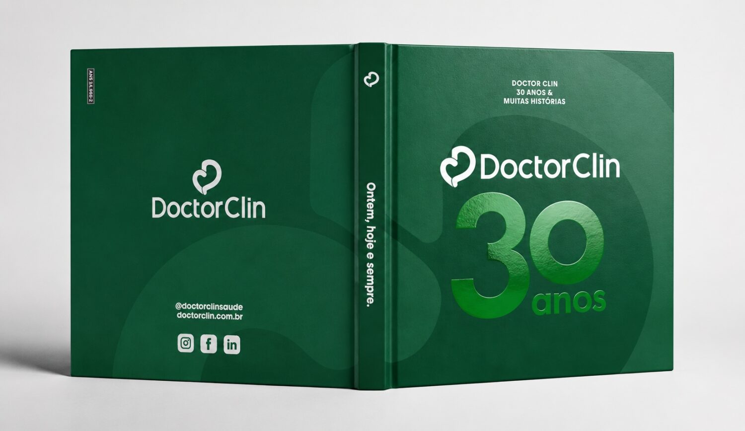 Doctor Clin lança livro comemorativo aos 30 anos