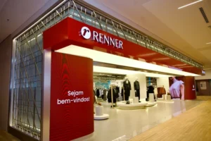 Renner reinaugura unidade no Shopping Anália Franco