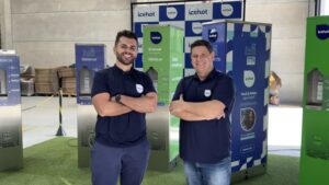 Icehot e Sicredi Serrana entregam estações de hidratação para dez municípios