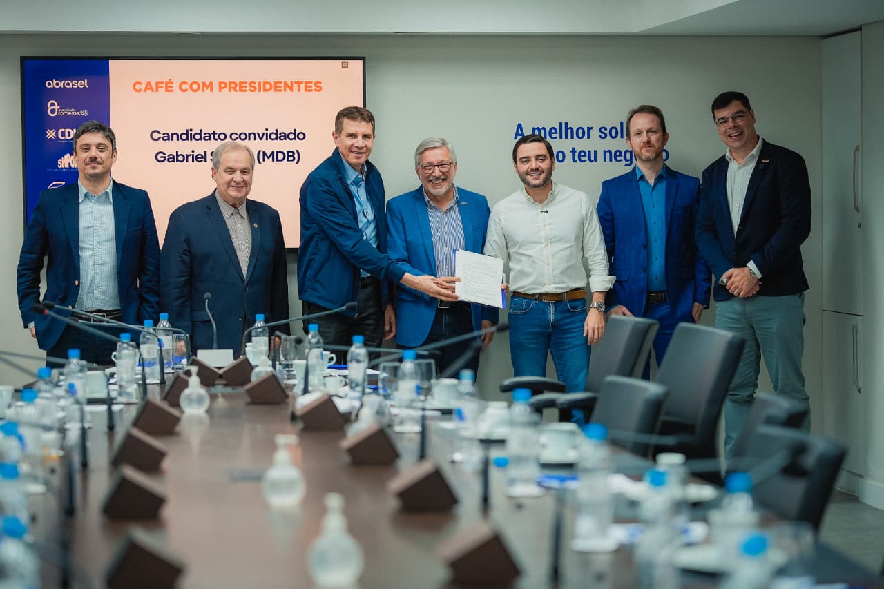 Gabriel Souza participa da 1ª edição dos Cafés com Presidentes