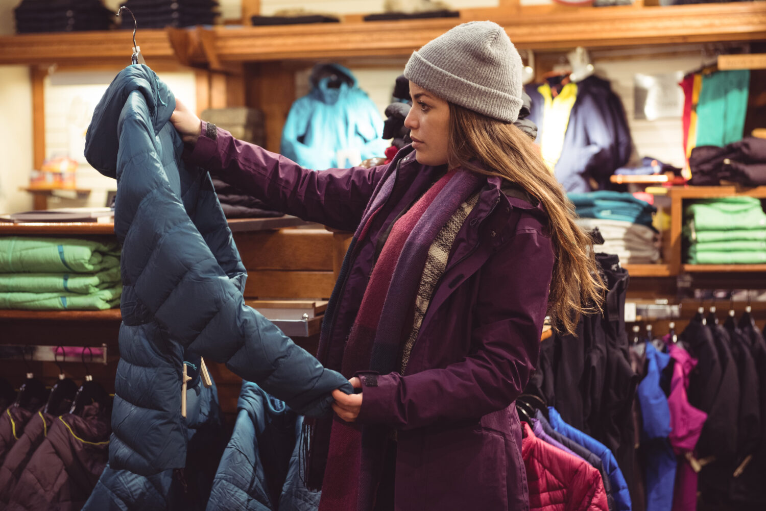 Frio impulsiona venda de roupas e calçados