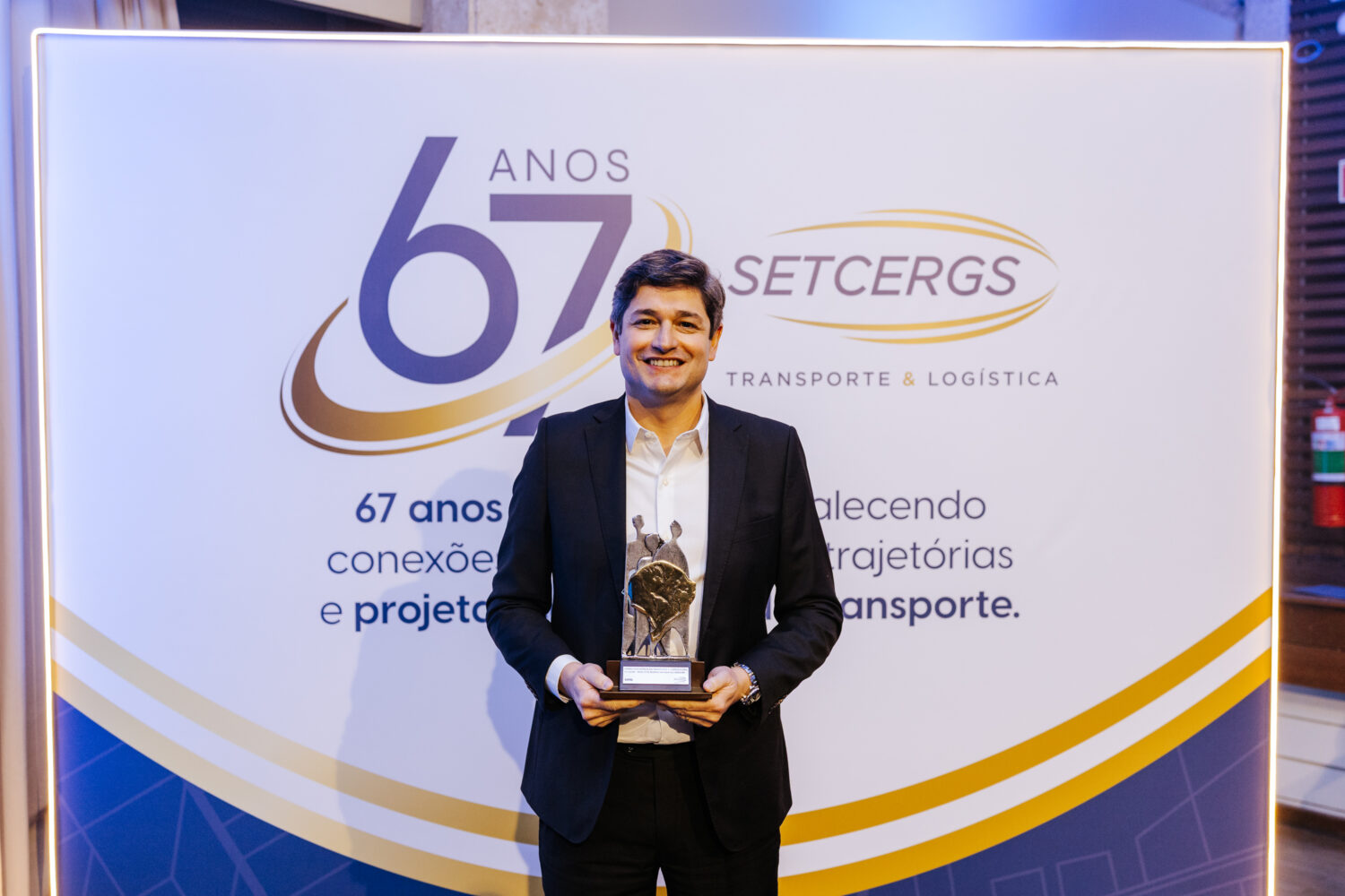 Vipal Borrachas conquista o Prêmio Preferência do Transporte e Logística do RS 