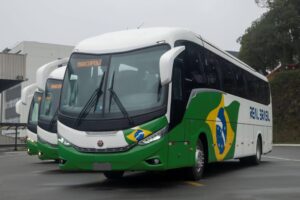 Real Brasil celebra 35 anos com 30 novos ônibus Marcopolo