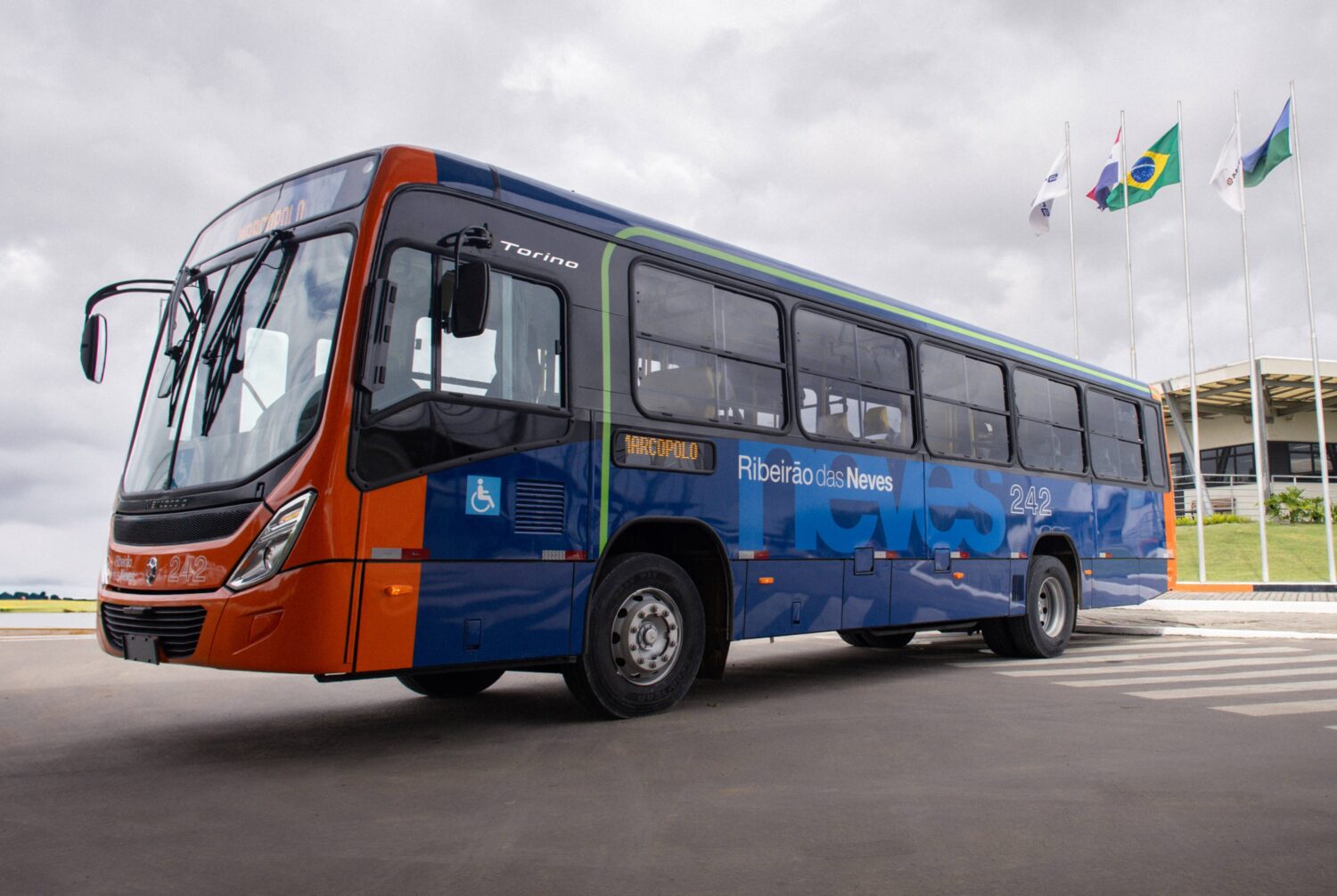 Marcopolo entrega 41 novos ônibus Torino em Minas Gerais