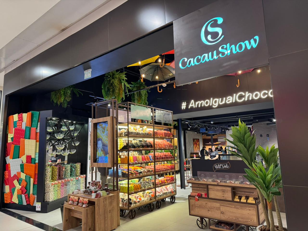 Cacau Show investe em Super Store no ParkShopping Canoas