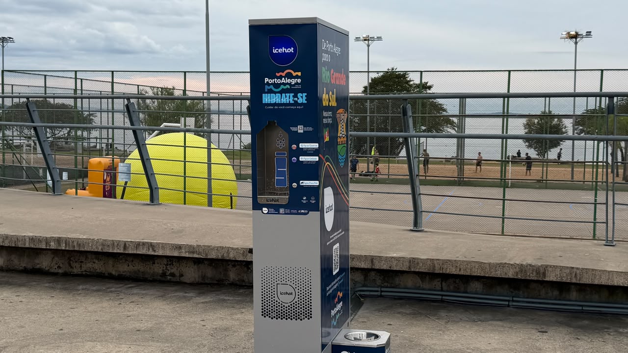 Icehot instala estação de hidratação na Orla do Guaíba